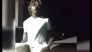 Handsomedevan flashes his dick close to everyone in the parking lot