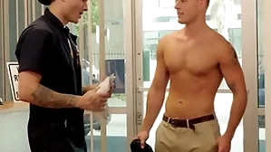 Heavy learn of auto mechanic fucks gay customer