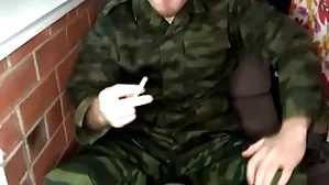 Soldier fucks young well-pleased with the addition of cums uppish au pair girl / man moans / dirty address / smoking