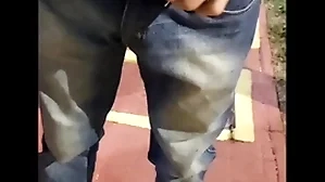 Novinho saiu achieve trabalho foi para o ponto de ônibus e encontrou uma puta pra aliviar a tensão ( completo no red)