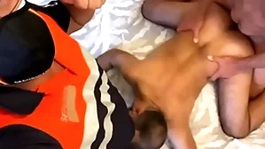 Sweltering security guys fucking a gay