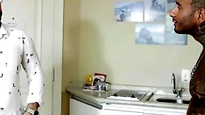 Chamei o gerente attain hotel e fodi seu rabo